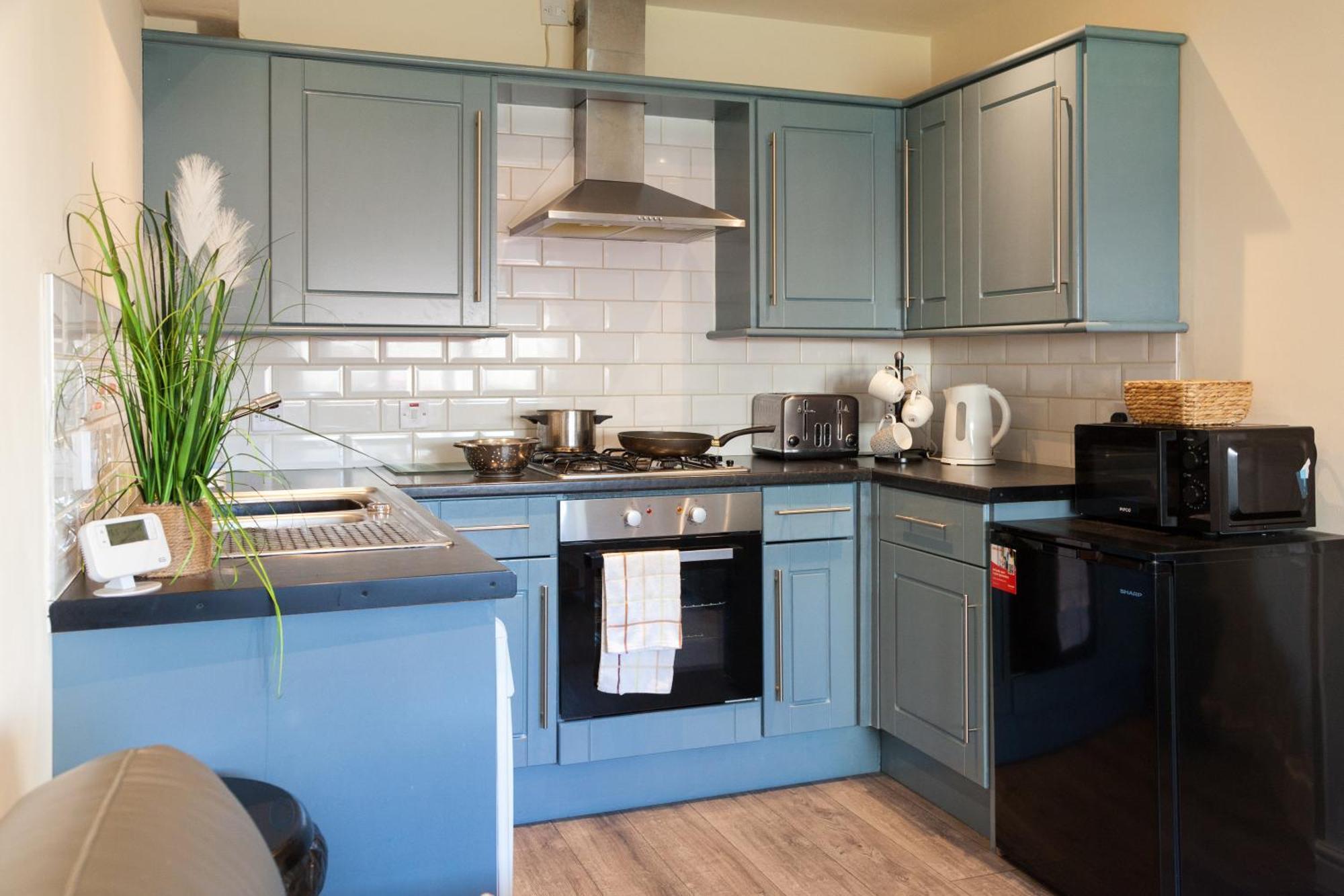 Pinfold Court Apartments Knowsley Esterno foto